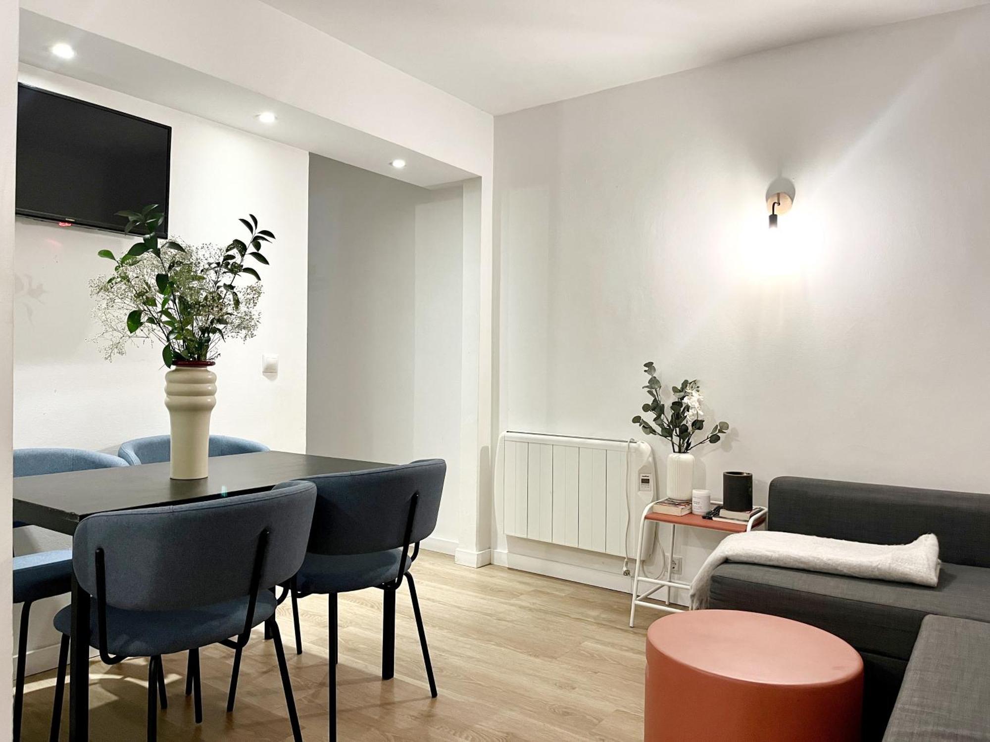 Apartamento Puerta Del Camino 5 - Patio Y Wifi Bilbao Bagian luar foto